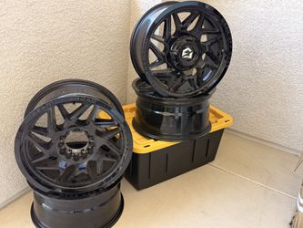 Gear off road rims 18 x 9 universal 6 lug