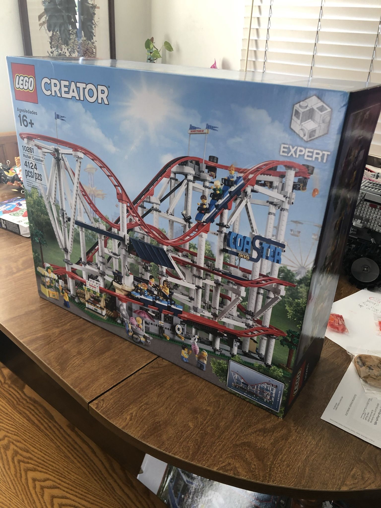 SEALED LEGO Creator Expert Roller Coaster 10261 Building Kit In Hand RETIRED for Sale in San Gabriel CA OfferUp