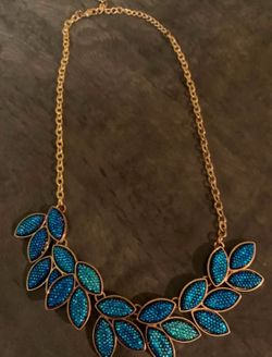 Vintage Style Blue Statement Necklace