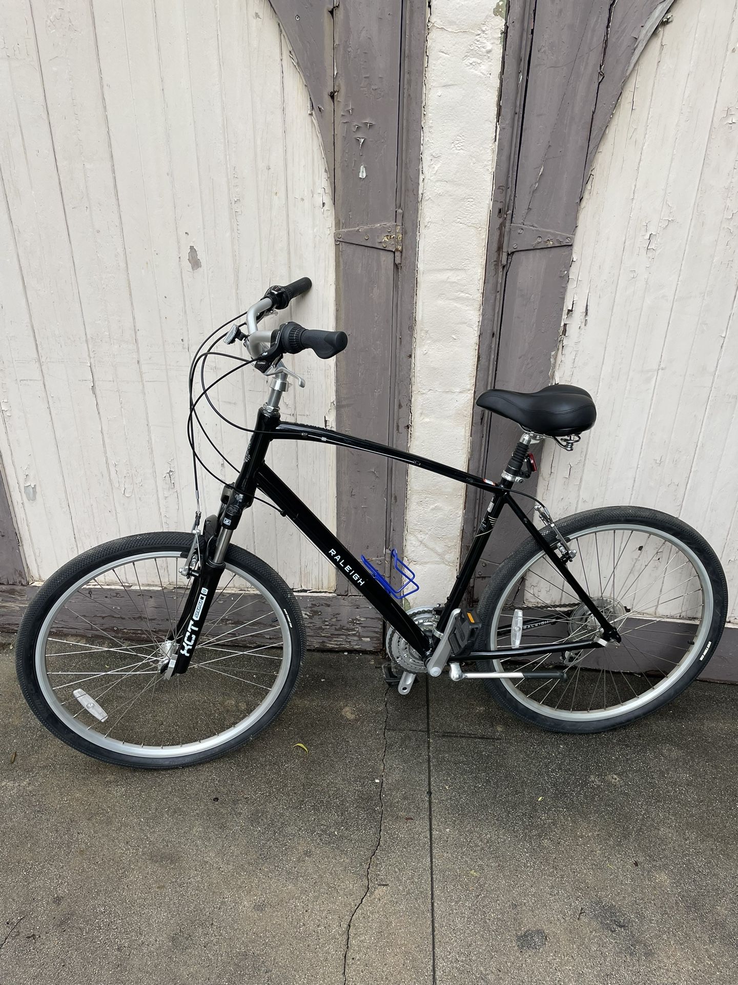 Raleigh Venture 2 Bike, XL frame