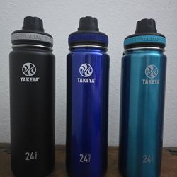 New. Takeya Water Bottle