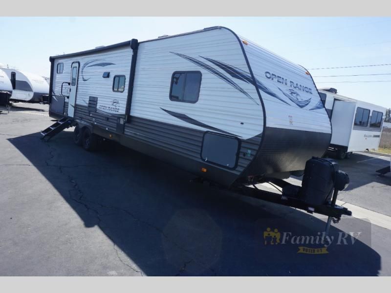 RV Trailer 38’ (Dual A/C!)