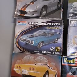 MODEL CARS $15 EACH OR 2 FOR $25 CLICK ON PICTURE YOU WILL GET FULL PICTURE SIZE 