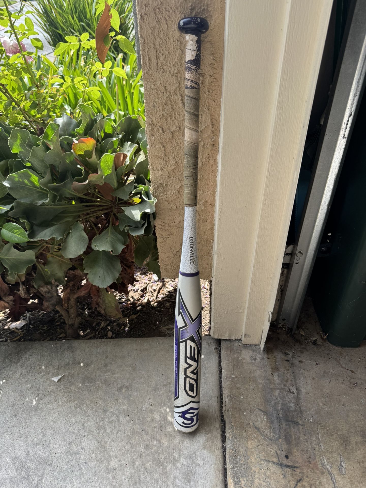 Louisville Xeno X18 Softball Bat