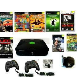 Original Xbox + 10 Games + Official Xbox Headphones, MIC, CD Carry Case+ 2 Controllers