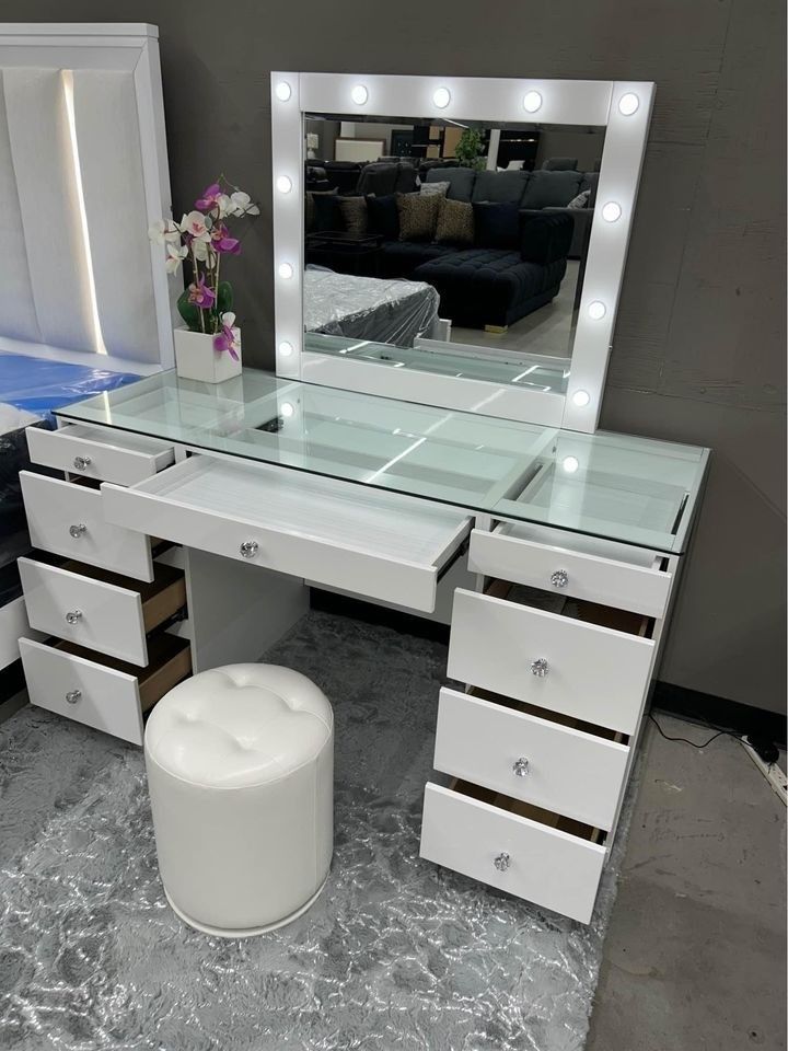 Just $10 Down Payment Finance ▪️ White Vanity Set (Desk/Mirror/Stool)