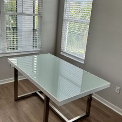 Dining table for 6-8 persons