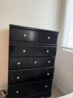 Black dresser
