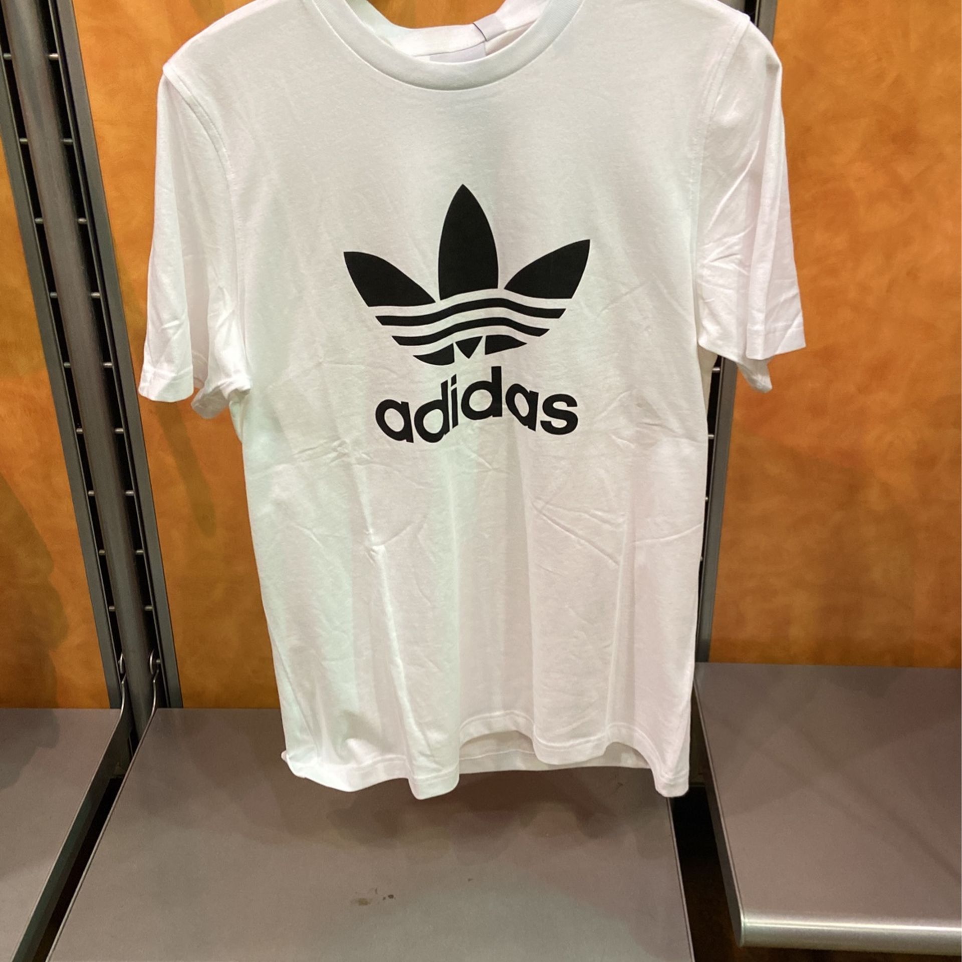 Adidas T-Shirt 