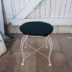 Baby Pink Metal Chair 