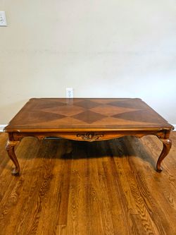 Vintage French Provincial Style Solid Wood Three Piece Livingroom Table Set