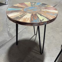 These are reclaimed wood coffee table
