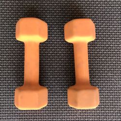 Two Neoprene Coated 8LB Dumbbell Set For Sale
