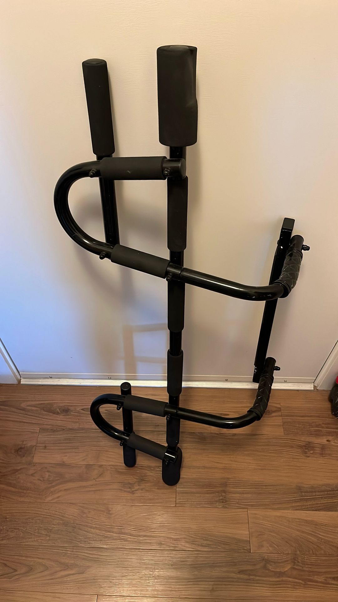 Multi-grip pull-up bar