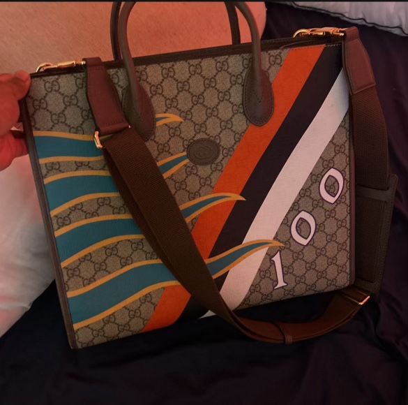 Gucci GG Supreme Medium100 Centum Tote  