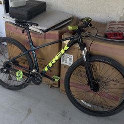 Trek marlin 5 r29