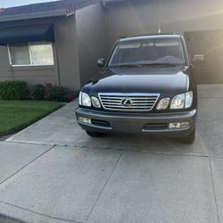 2000 Lexus LX 470