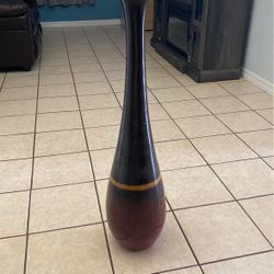 Standing Flower Vase $15