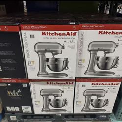 Brand New Costco KitchenAid Mixer