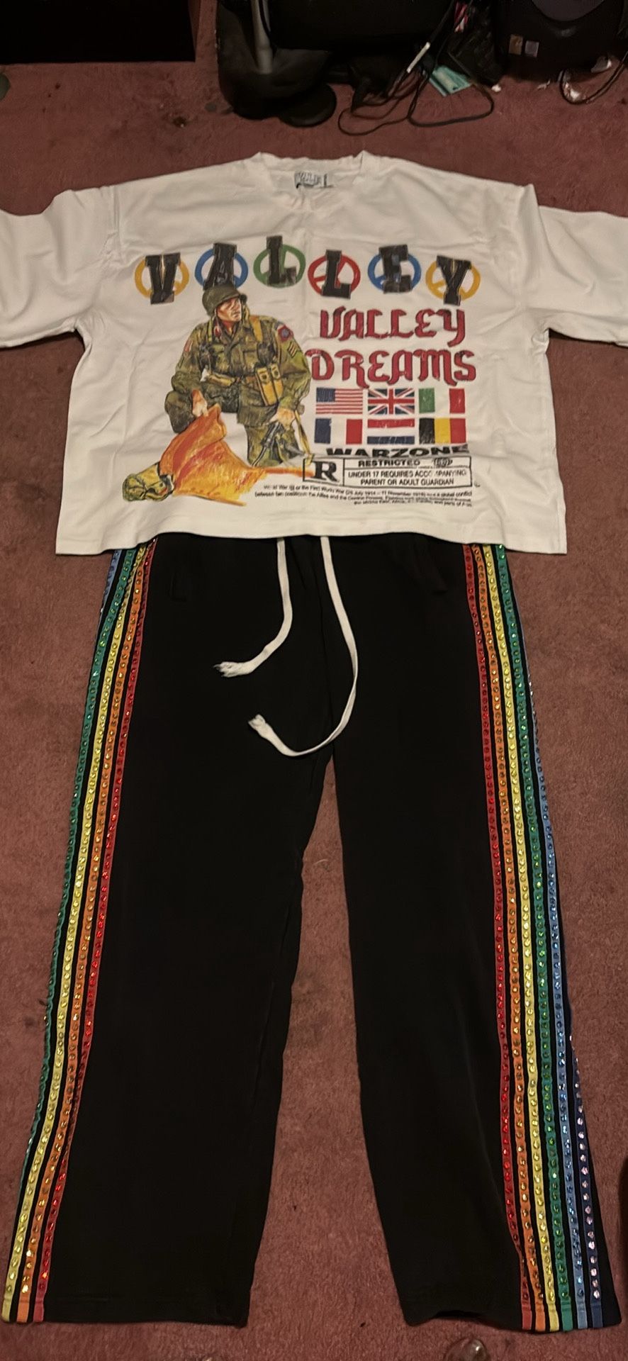 vale shirt And jogger sit