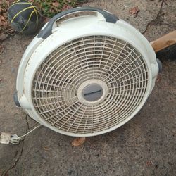 Lasko Wind Machine Floor Fan