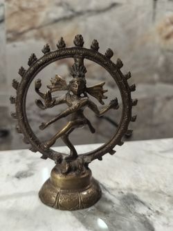 The dancing Shiva - Nataraja idol