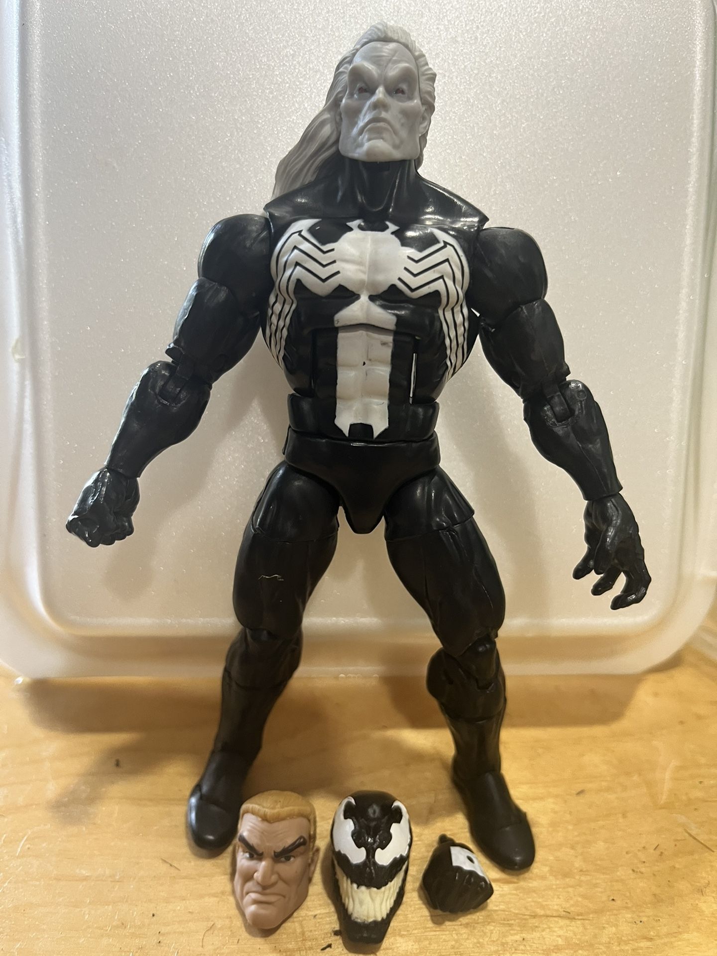 Marvel Legends Knull with Venom’s Body