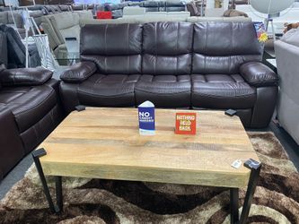 Brown Manual Sofa And Love Recliner Now $1099/Sofá manual marrón y sillón reclinable Love Ahora $ 1099