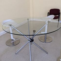 Glass Table With Compact Legs 