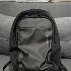 Tomtoc Professional Backpack 15.6”