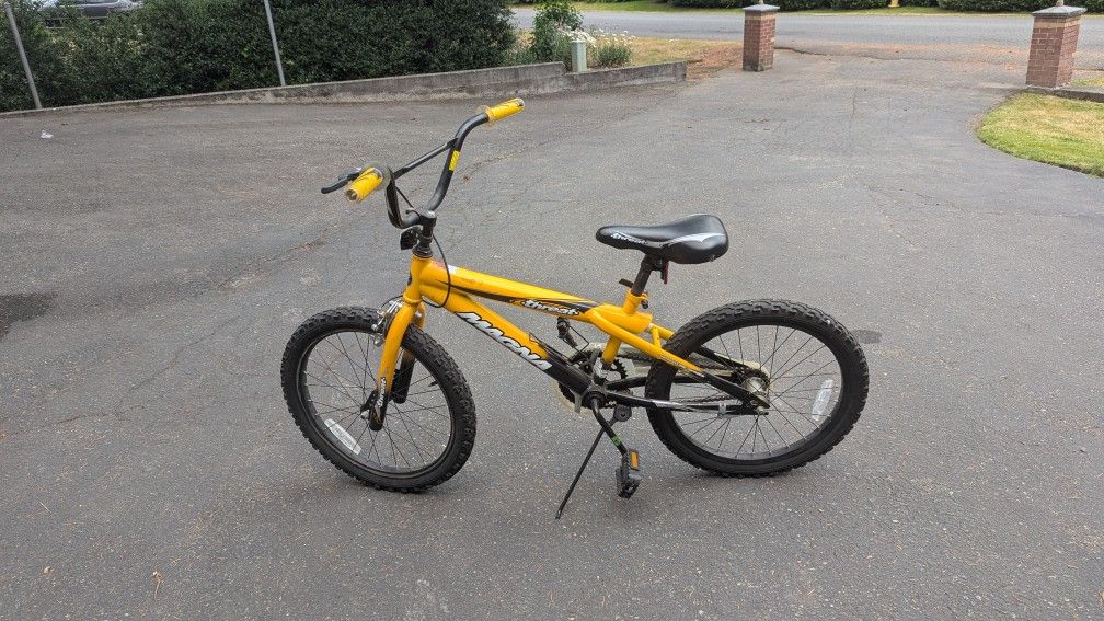 Youth Bike Magna Threat