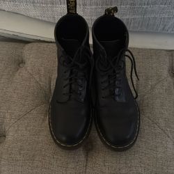Men’s Doc Marten Boots