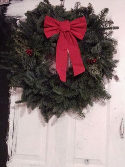 28 Inch Evergreen Wreaths $25 A Piece Still Fresh In Bag Get Them While They Are Hot 