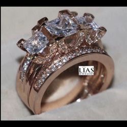 New 18k Rose Gold Wedding Ring set 