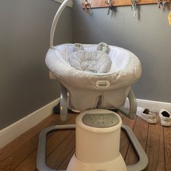 FREE Graco baby swing