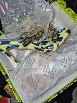 Cape robbin leopard heel