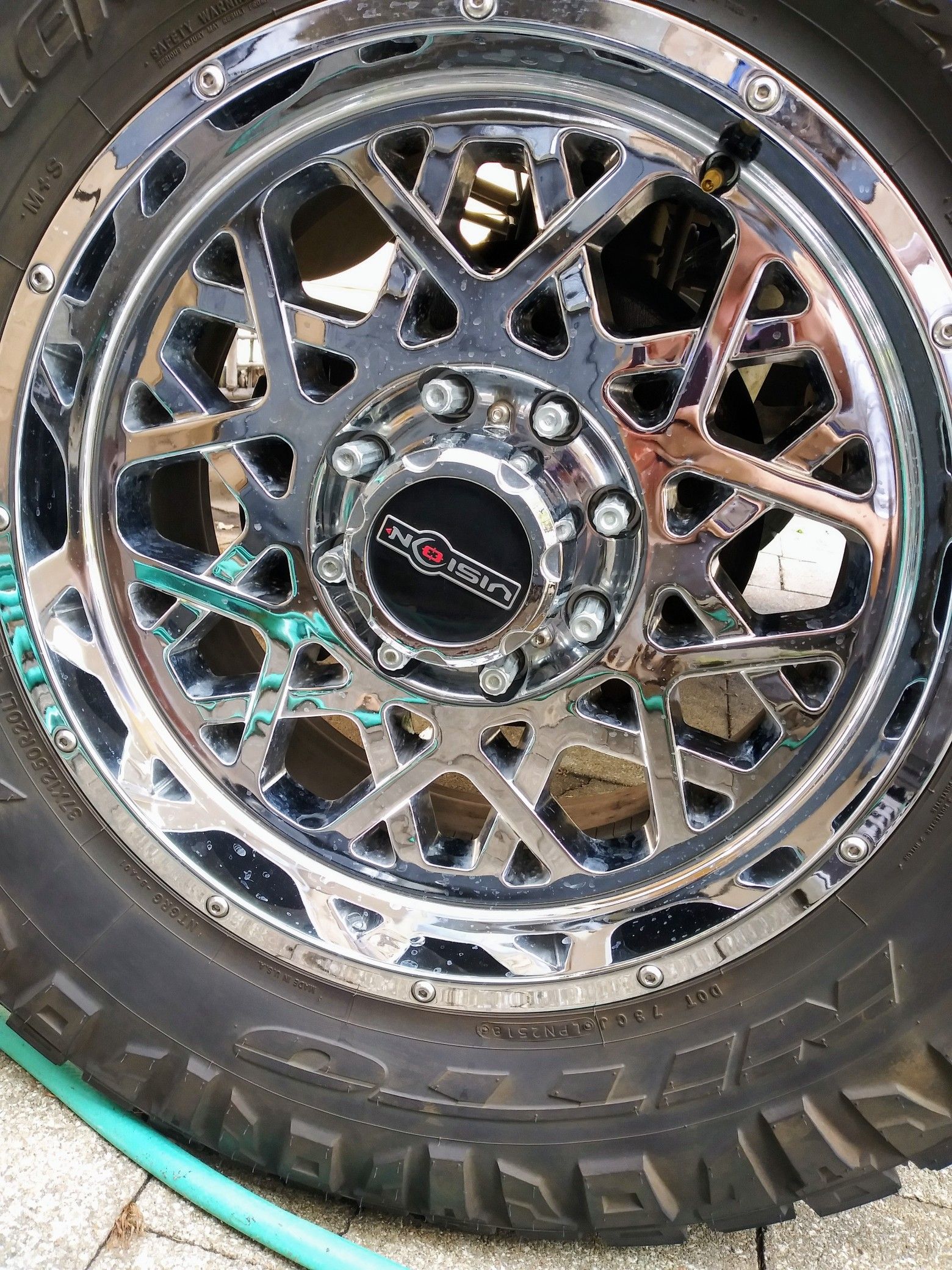 NITTO TIRES/ VISION RIMS