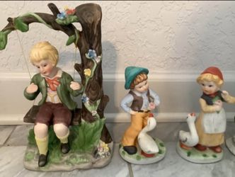 Vintage Porcelain Figurines Set