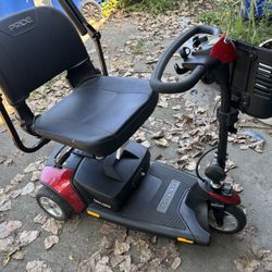 Three Wheel Scooter