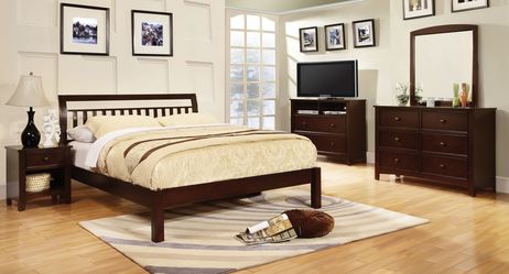 Queen bed Traditional Dark Walnut