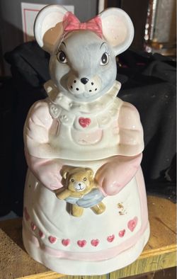 Vintage 1990 House of LLoyd Melinda Mouse with Teddy Bear Cookie Jar 14x8"