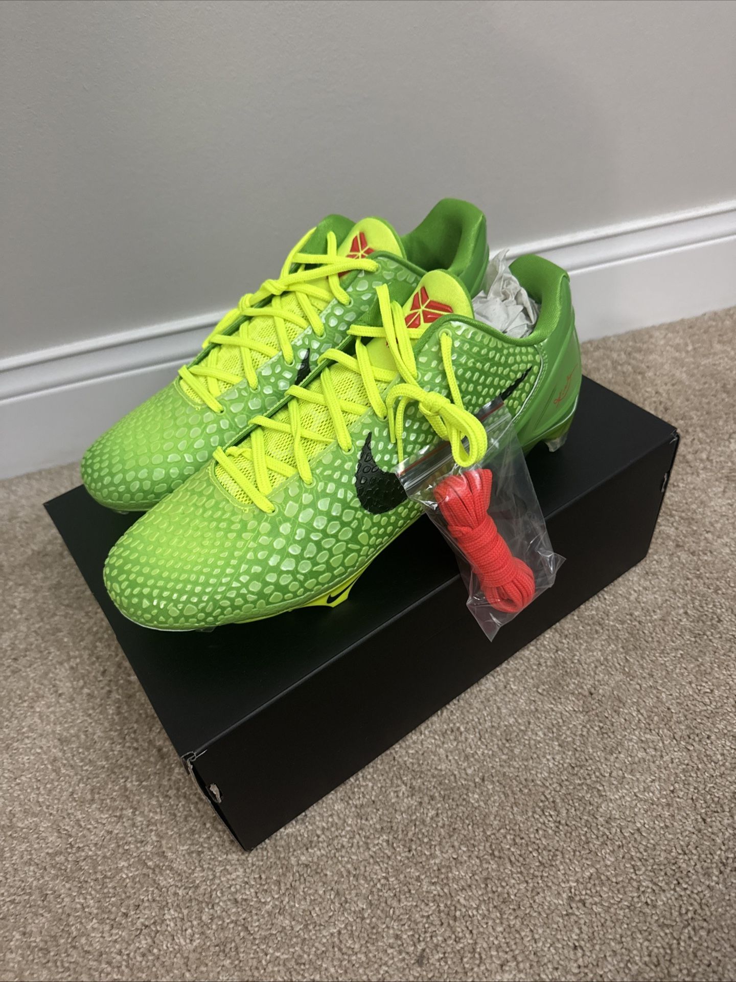 Nike Vapor Edge Kobe 6 SE (2024)Grinch FQ7645-300 Size 14M In Hand