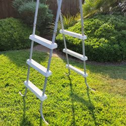 Pool Ladder!