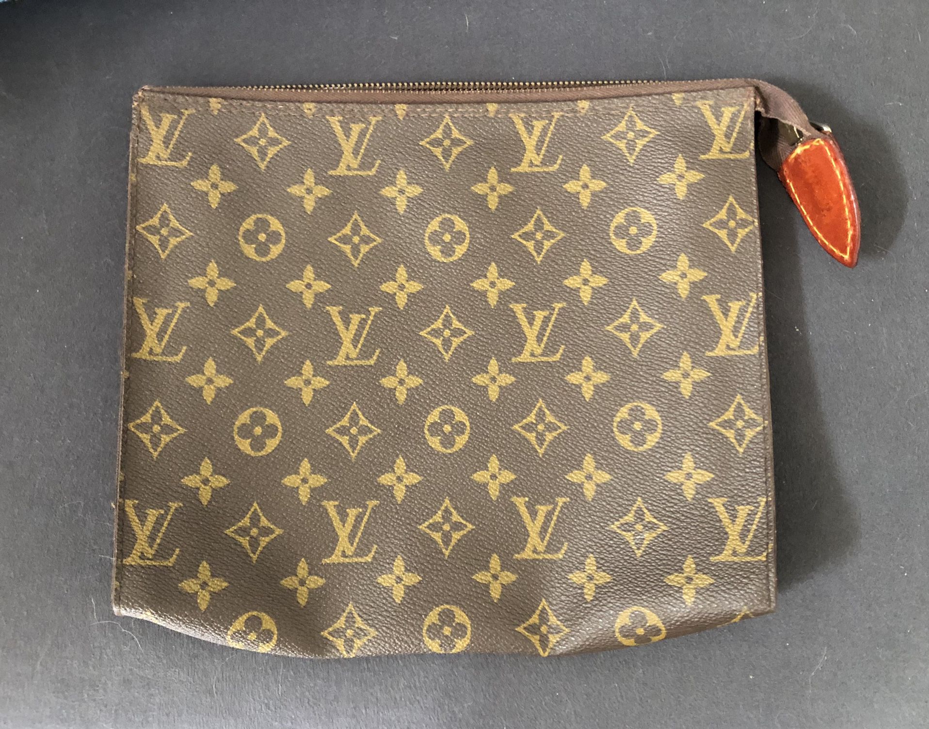Louis Vuitton Toiletry Pouch for Sale in Laguna Beach, CA - OfferUp