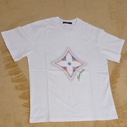 Louis Vuitton T Shirt Womens Size Medium