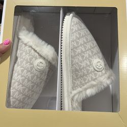 Michael kors slippers