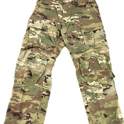 Military surplus Army Combat Pants, new with tags, men’s size large