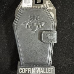 🕷️ Kreepsville 666 Coffin Wallet – Gothic RIP Bat Design – Brand New