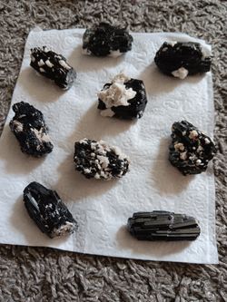 Pakistani Black Tourmaline Luster 1 Piece 35