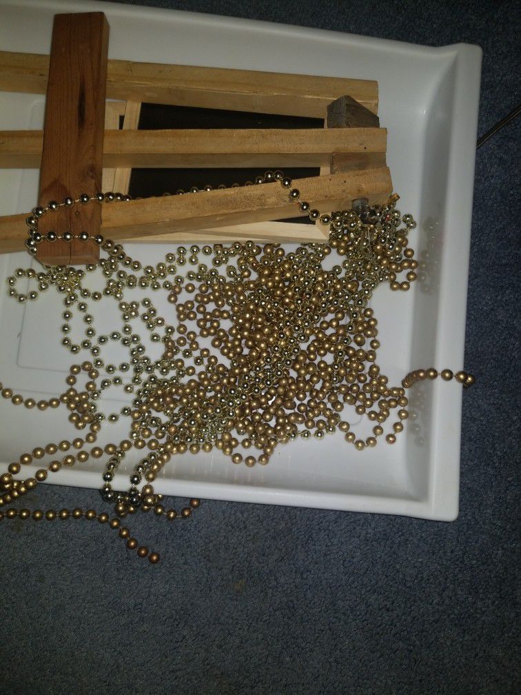 100 Ft Plus Gold Beads